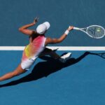 Australian Open: Iga Swiatek routs Emma Raducanu in straight sets